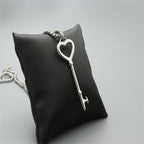 Zarte handwerkliche Halskette