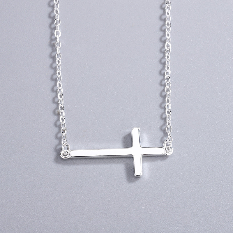 Zarte handwerkliche Halskette