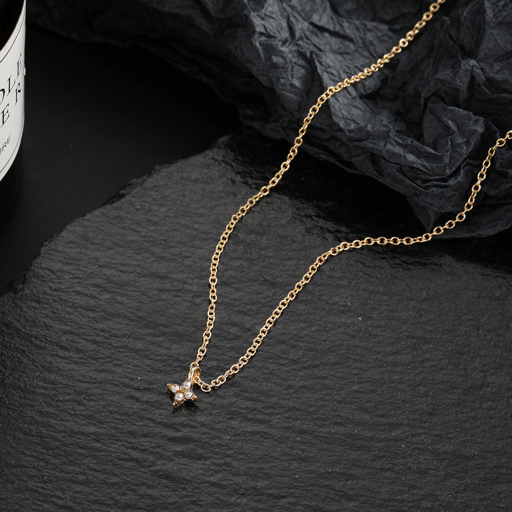 Schöne Halskette mit einzigartigem Stil