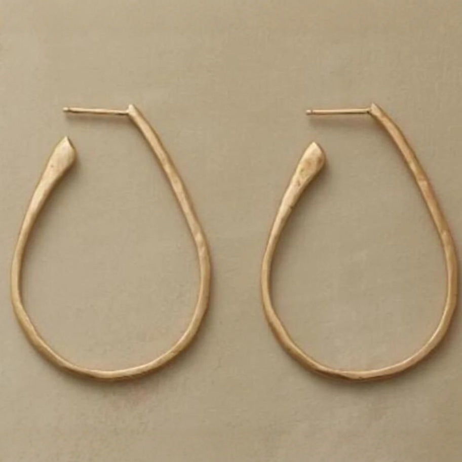 Atemberaubende Ohrring für den Alltag