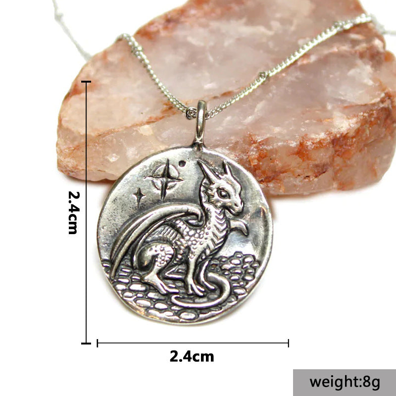 Zarte handwerkliche Halskette