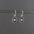 Zarte handwerkliche Ohrring