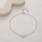 Schöne Halskette mit einzigartigem Stil