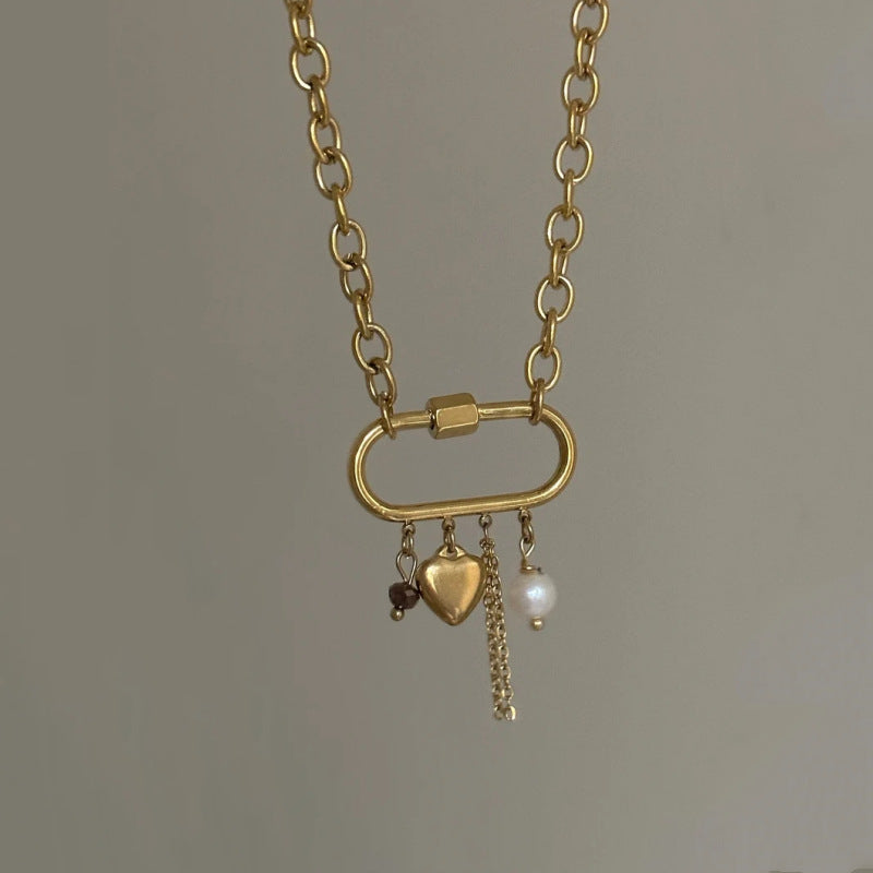 Schöne Perlen Halskette mit einzigartigem Stil