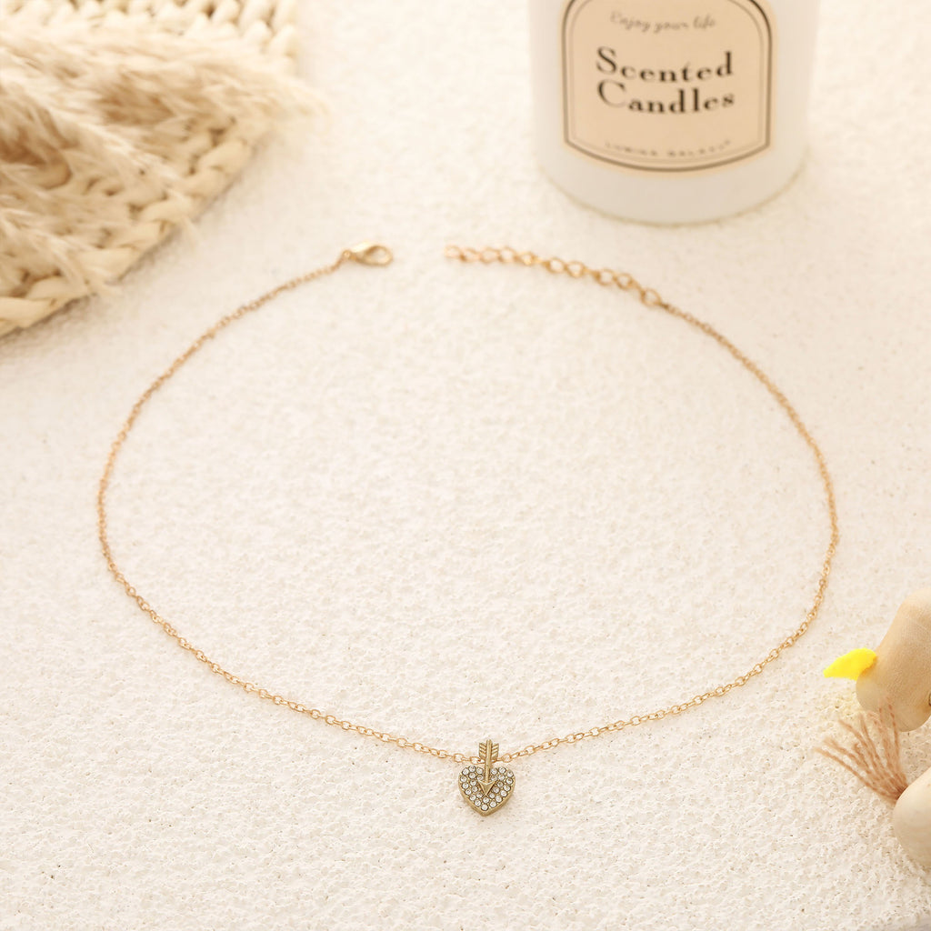 Schöne Halskette mit einzigartigem Stil