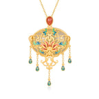 Schöne Halskette mit einzigartigem Stil