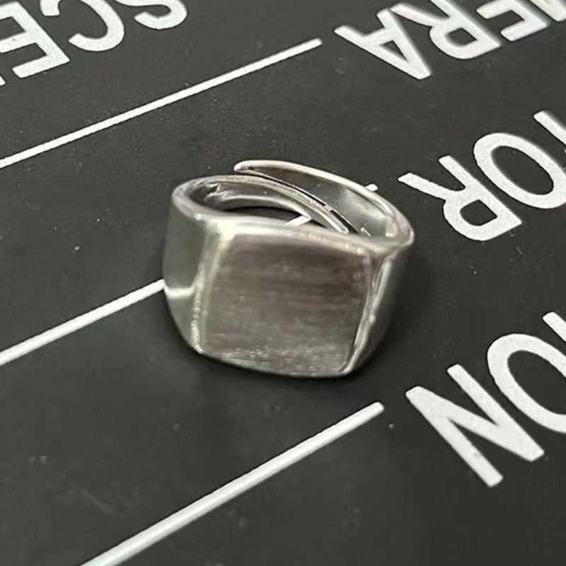 Schöne Ring mit einzigartigem Stil