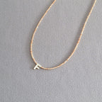 Schöne Halskette mit einzigartigem Stil