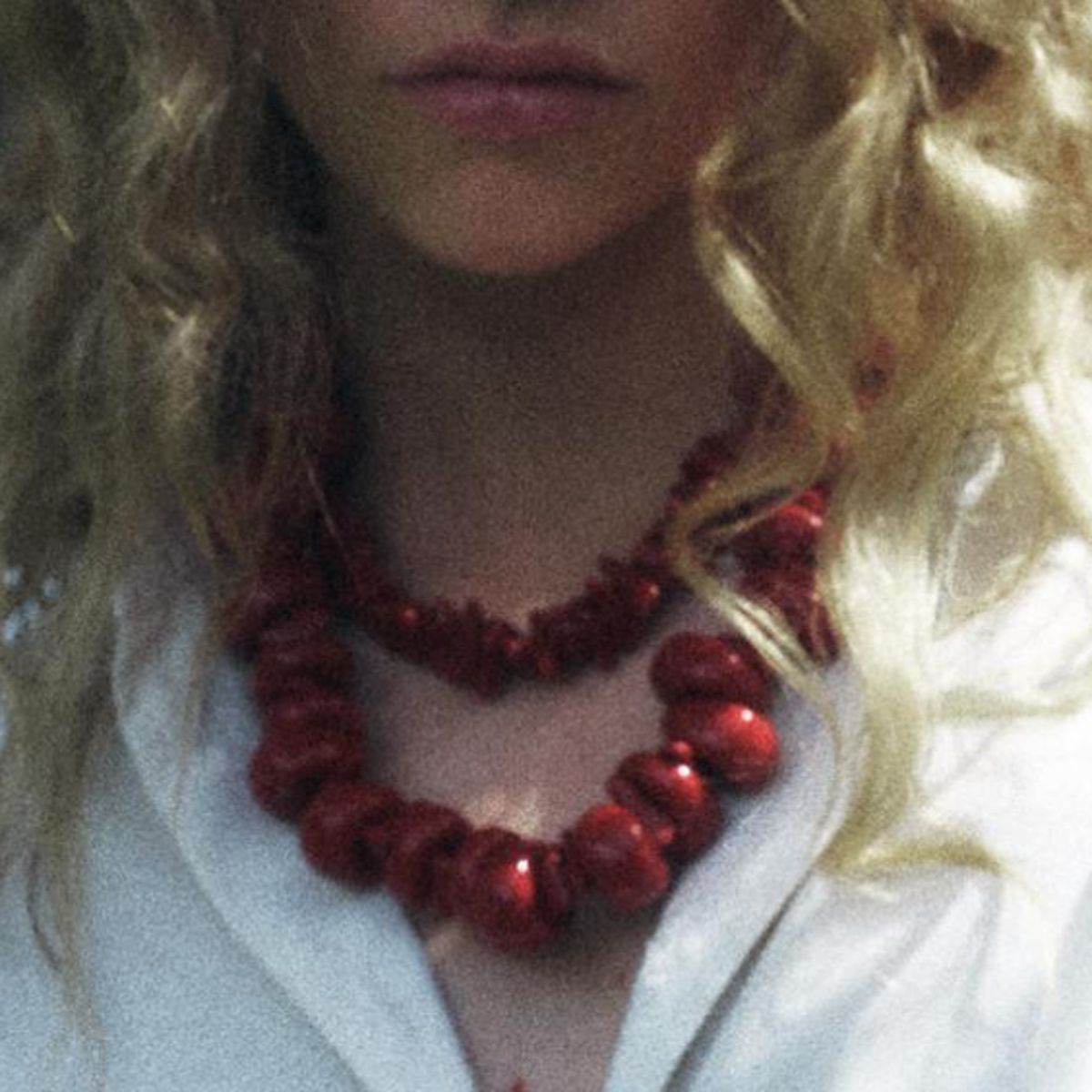 Schöne Halskette mit einzigartigem Stil