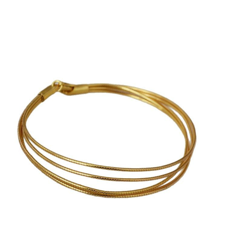 Schöne Gold Armband mit einzigartigem Stil