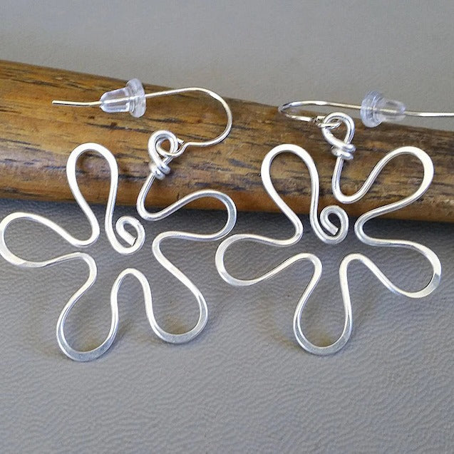 Schöne Ohrring mit einzigartigem Stil