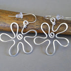 Schöne Ohrring mit einzigartigem Stil