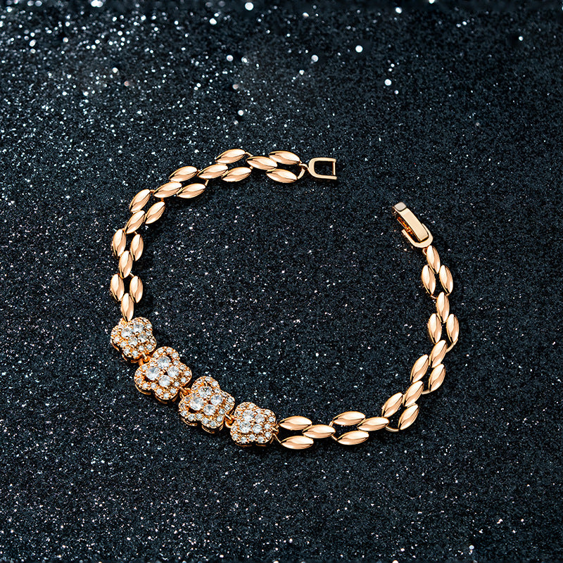 Schöne Armband mit einzigartigem Stil