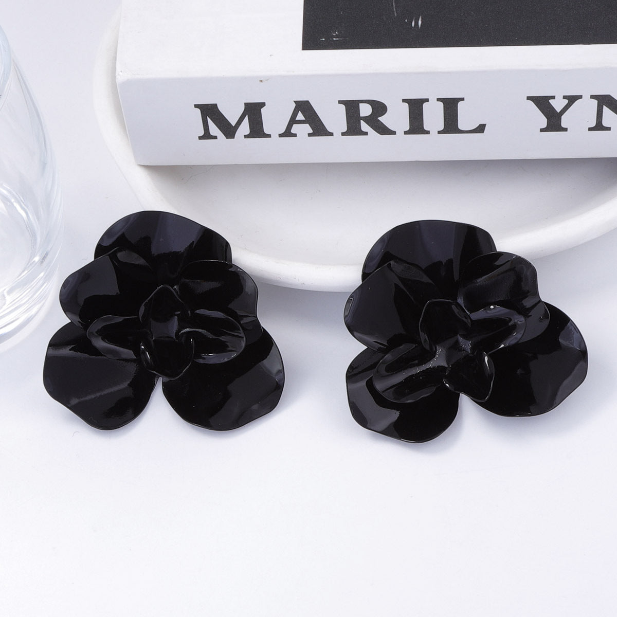 Atemberaubende Ohrring für den Alltag