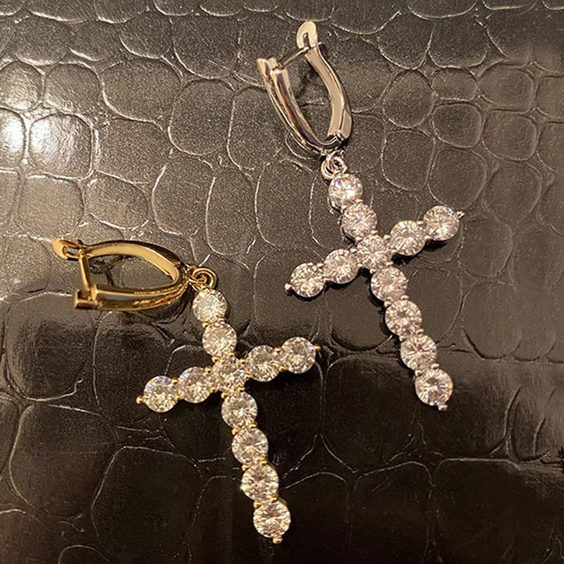 Atemberaubende Ohrring für den Alltag