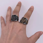 Zarte handwerkliche Ring