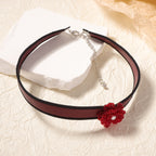 Schöne Halskette mit einzigartigem Stil