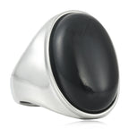 Zarte handwerkliche Ring