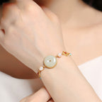 Schöne Gold Armband mit einzigartigem Stil