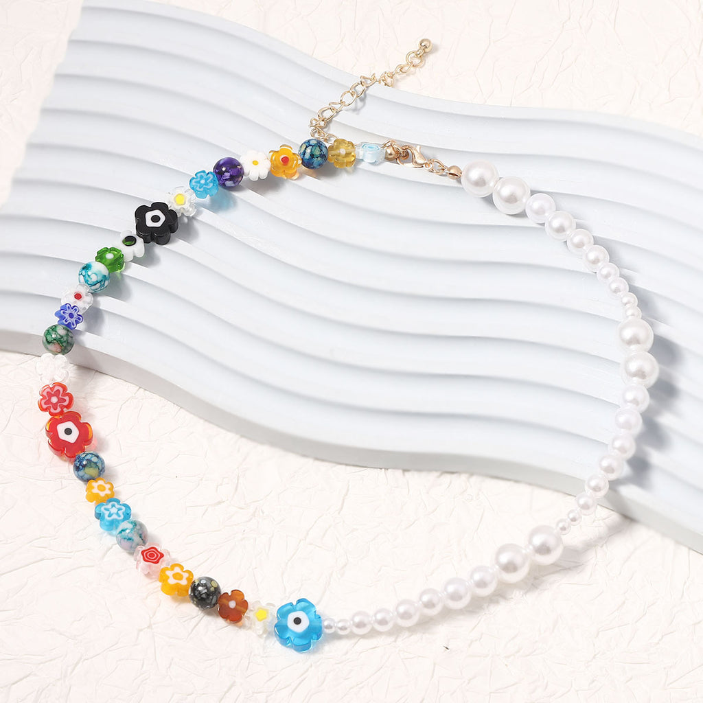 Zarte handwerkliche Perlen Halskette