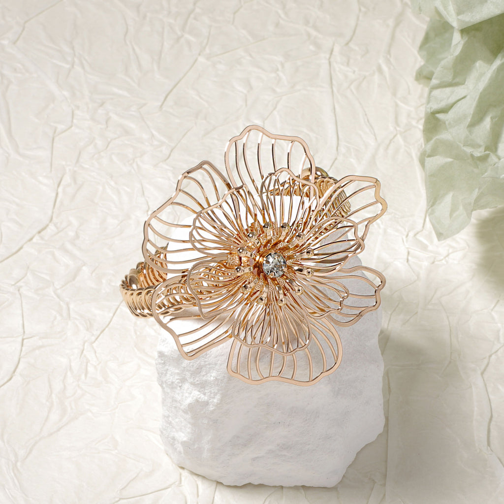 Zarte handwerkliche Armband