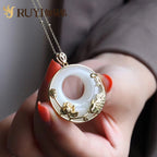 Schöne Silber Halskette mit einzigartigem Stil