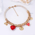 Schöne Halskette mit einzigartigem Stil