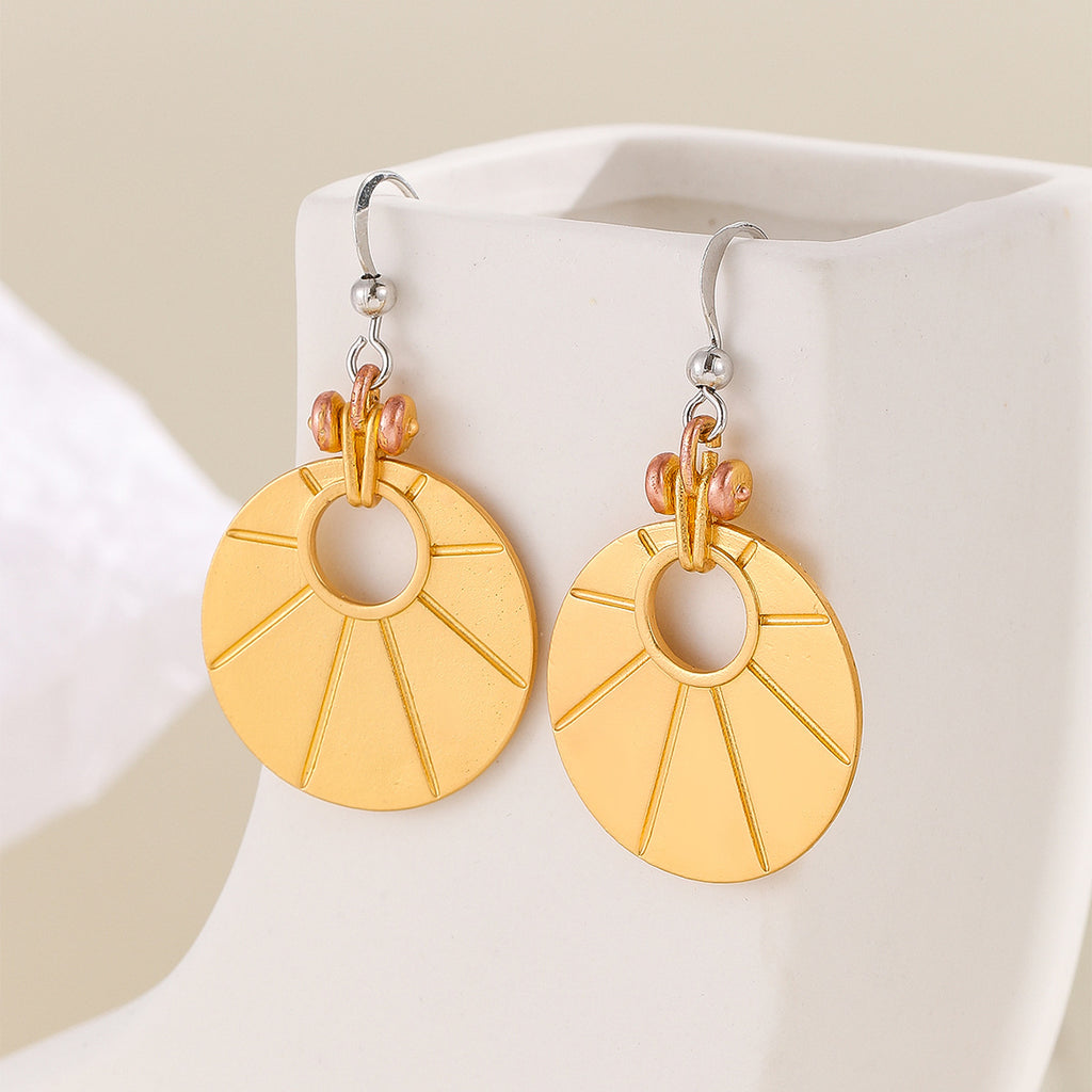 Atemberaubende Ohrring für den Alltag