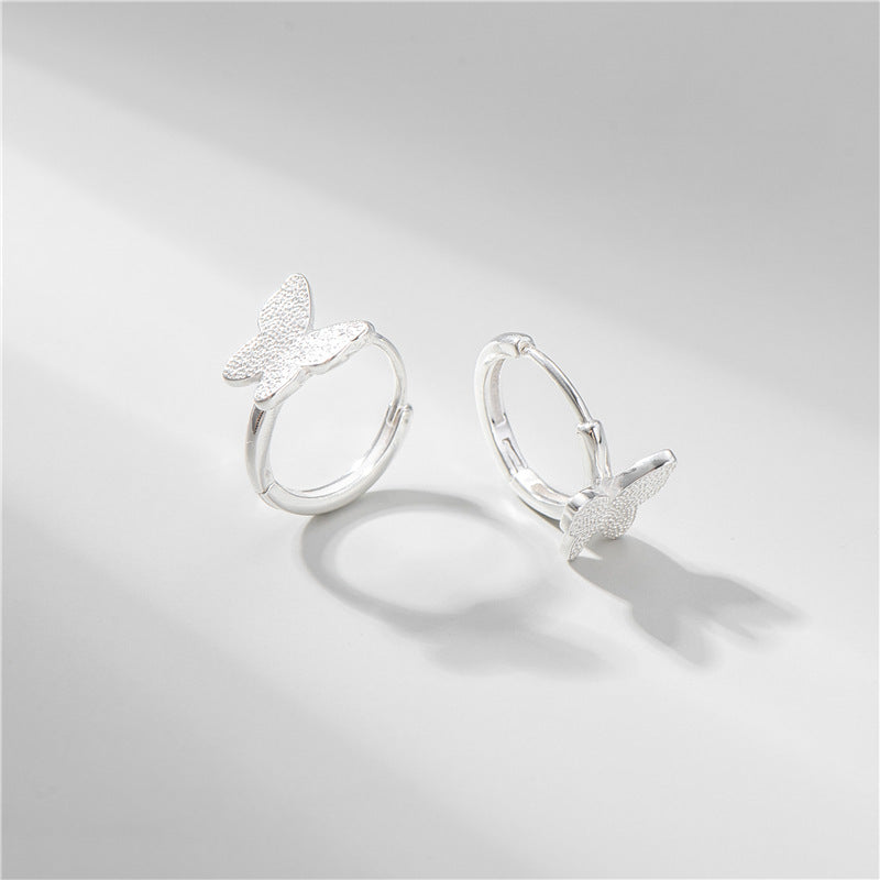 Zarte handwerkliche Ohrring