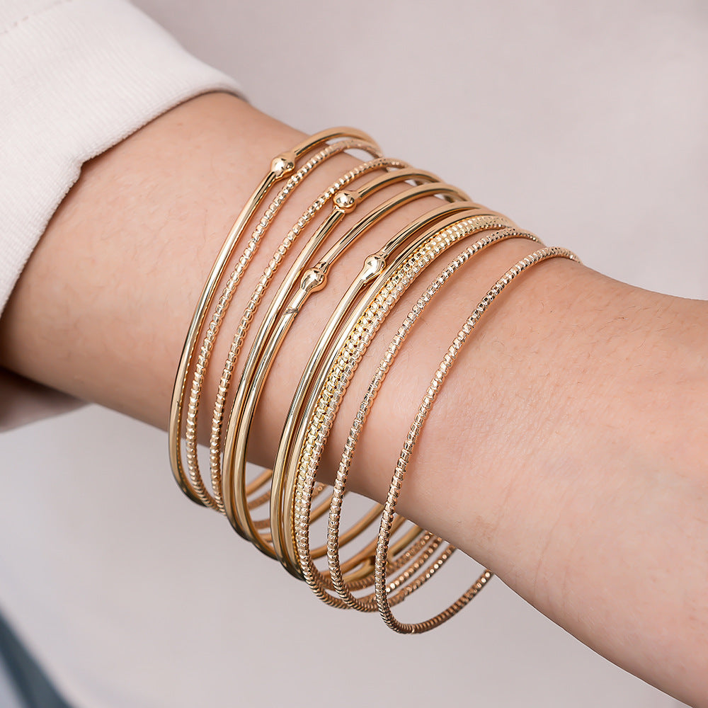 Schöne Gold Armband mit einzigartigem Stil