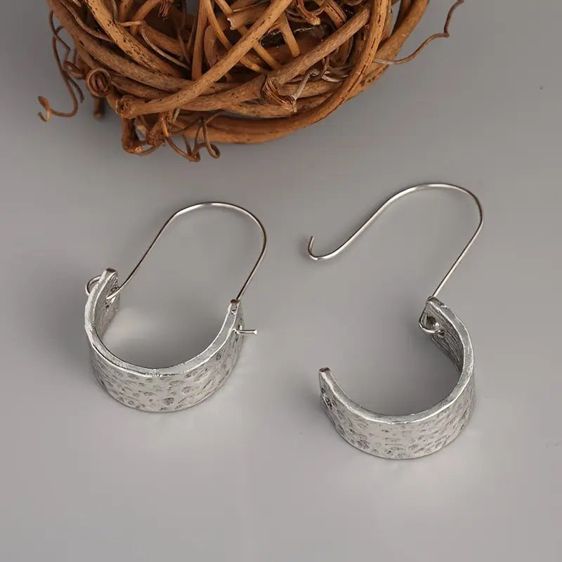 Atemberaubende Ohrring für den Alltag