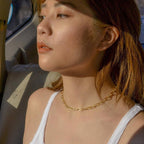 Schöne Gold Halskette mit einzigartigem Stil