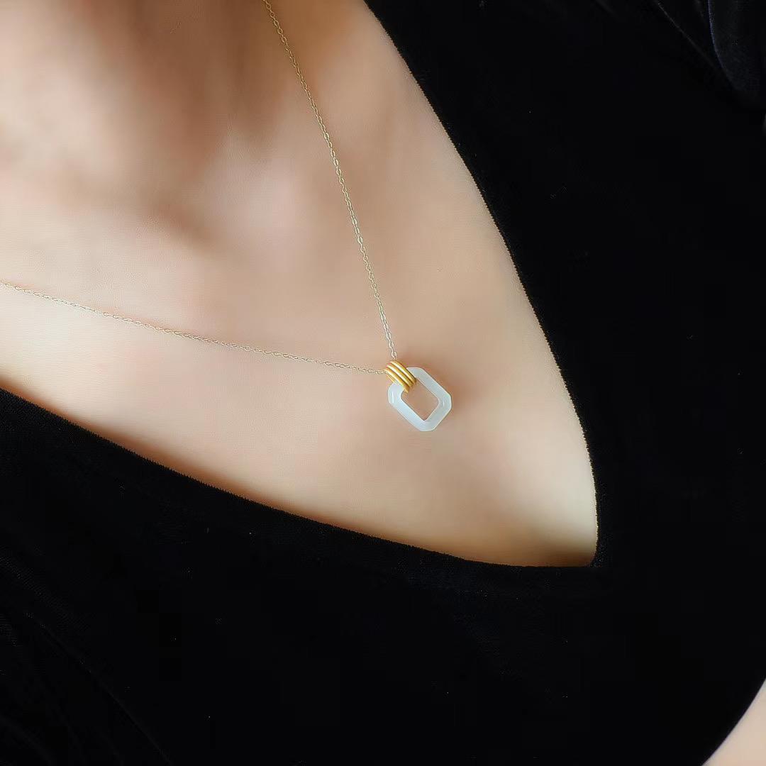 Atemberaubende Gold Anhänger für den Alltag