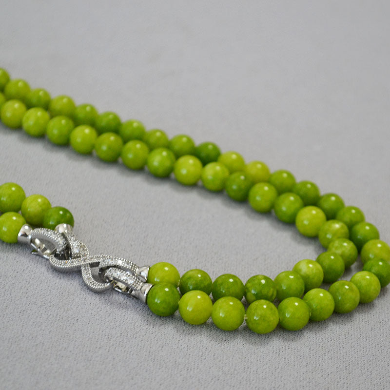 Zarte handwerkliche Halskette