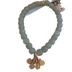 Schöne Armband mit einzigartigem Stil