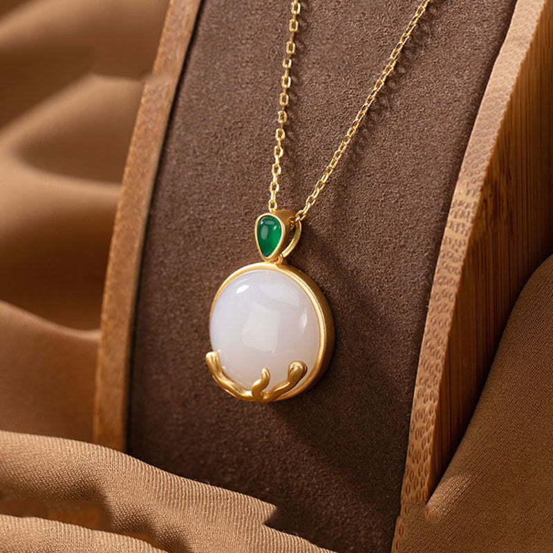 Schöne Silber Halskette mit einzigartigem Stil