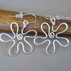 Schöne Ohrring mit einzigartigem Stil