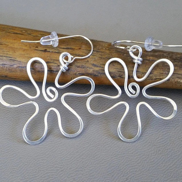 Schöne Ohrring mit einzigartigem Stil