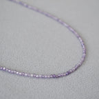 Schöne Halskette mit einzigartigem Stil