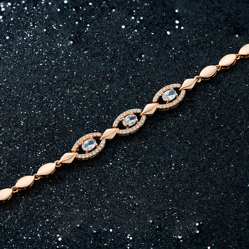 Zarte handwerkliche Gold Armband