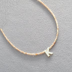 Schöne Halskette mit einzigartigem Stil