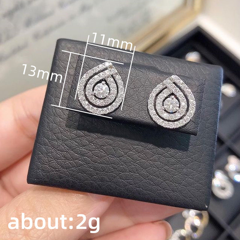 Atemberaubende Ohrring für den Alltag