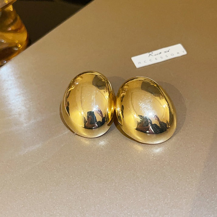 Atemberaubende Ohrring für den Alltag