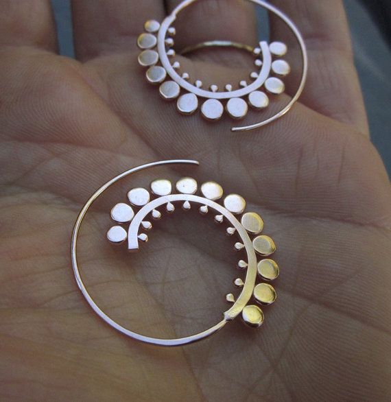 Atemberaubende Ohrring für den Alltag