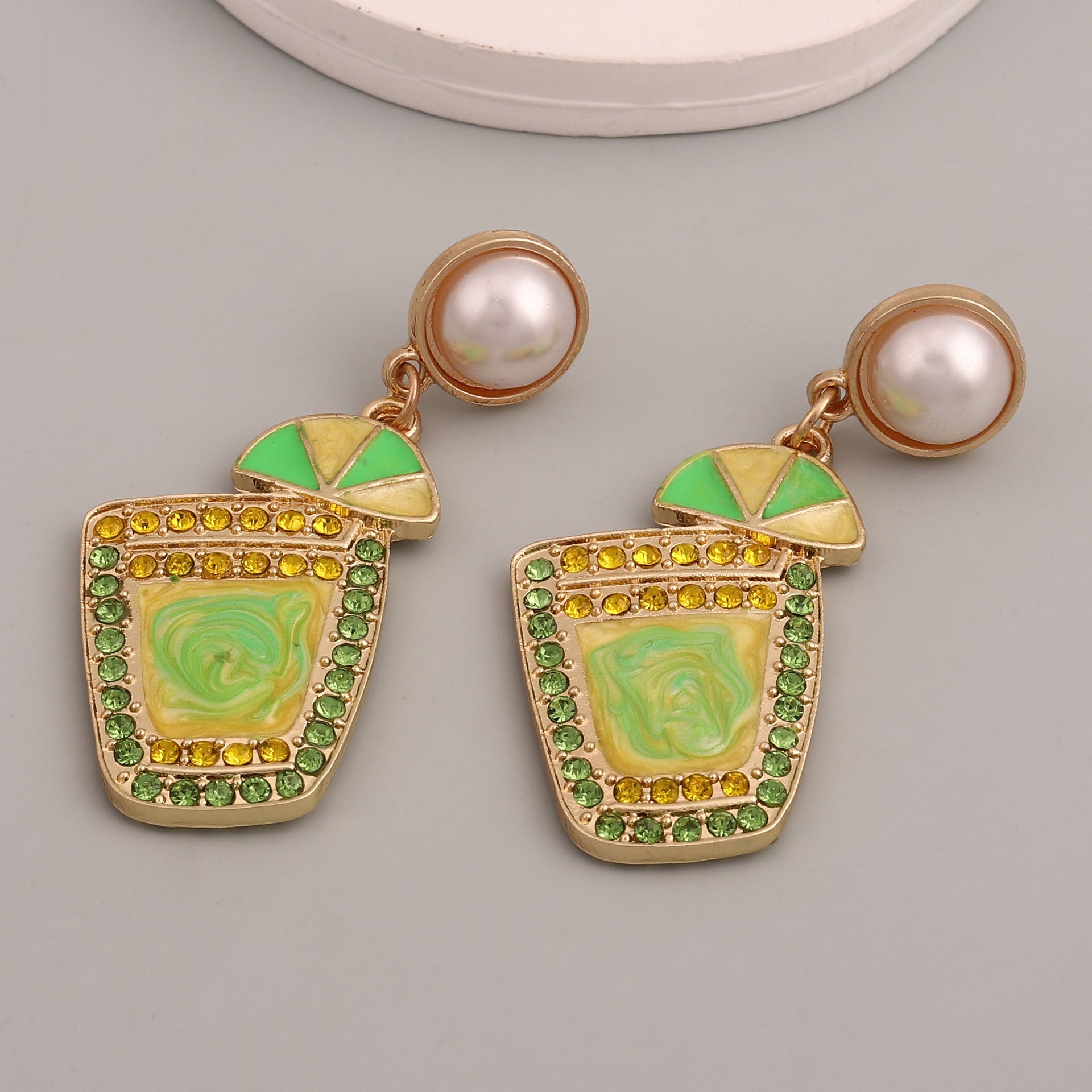 Atemberaubende Ohrring für den Alltag