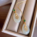 Schöne Gold Halskette mit einzigartigem Stil