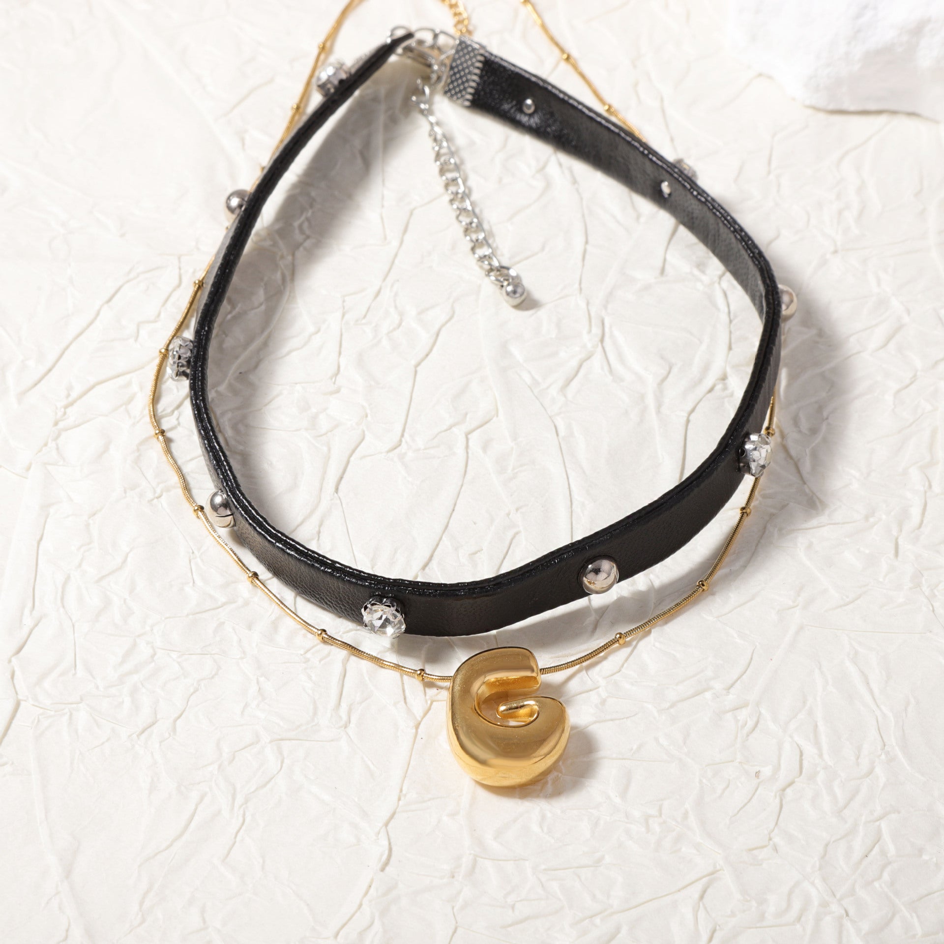 Zarte handwerkliche Halskette