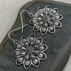 Schöne Ohrring mit einzigartigem Stil