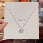 Schöne Halskette mit einzigartigem Stil