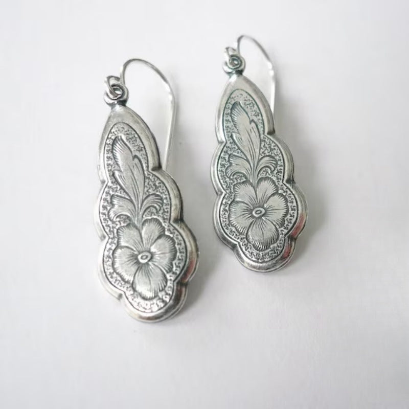 Atemberaubende Ohrring für den Alltag